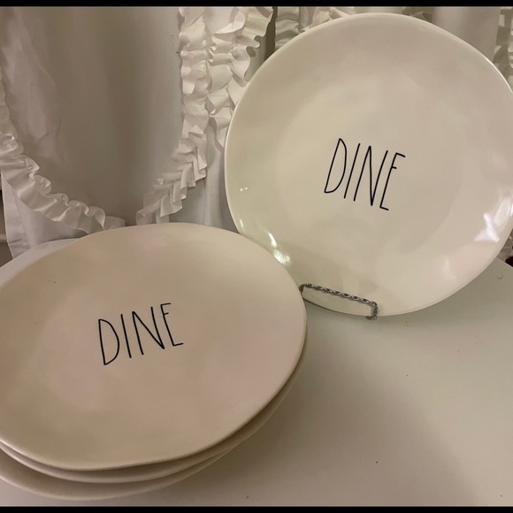 Rae Dunn”DINE” Large Melamine Plates Hard to find - Picture 2 of 6